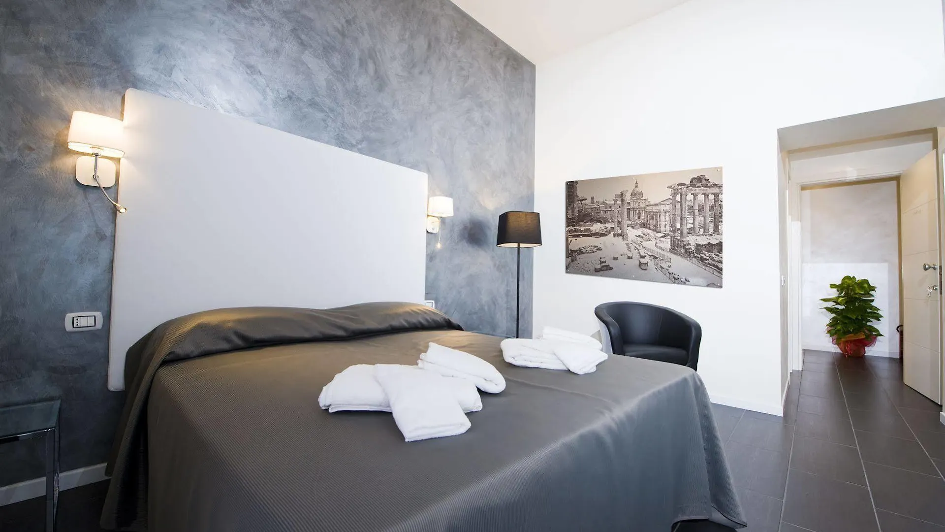 Grey&White Guest house